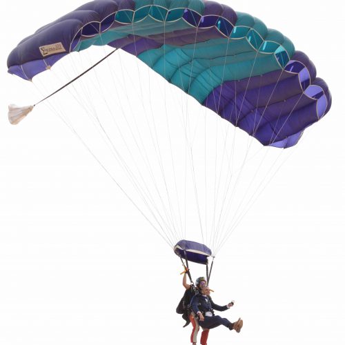 Groom parachutes into Algarve Wedding